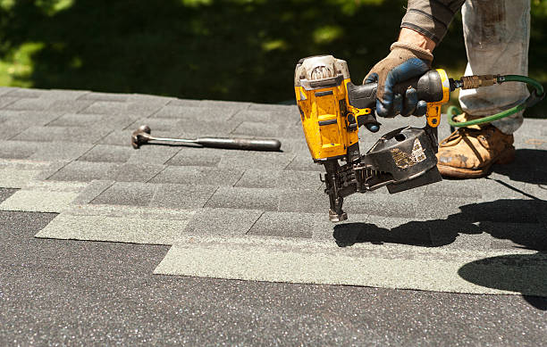 Best Emergency Roof Repair  in Clay Center, KS